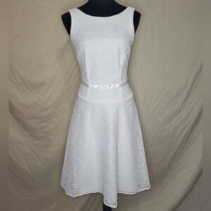 B. Smart white lace dress